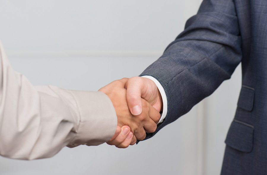 浦東合同律師解析:買方未能按期支付貨款時賣方的權利